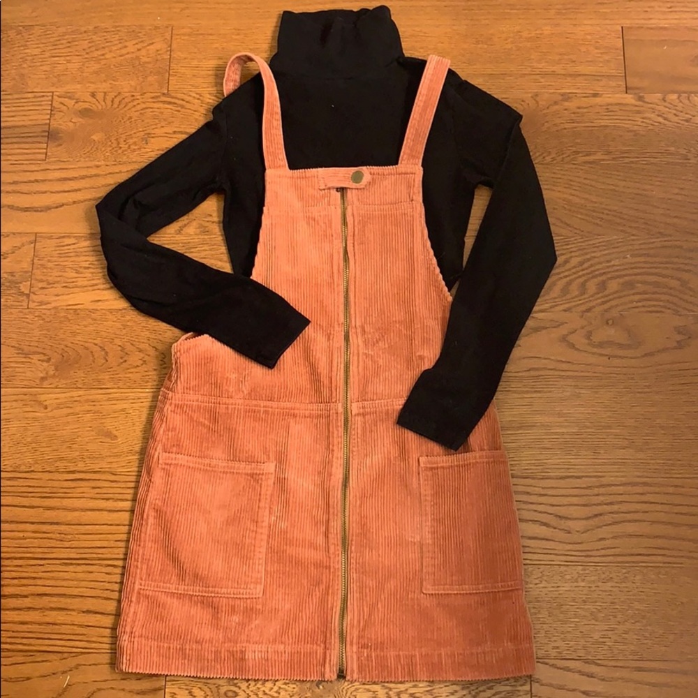 Overall dress